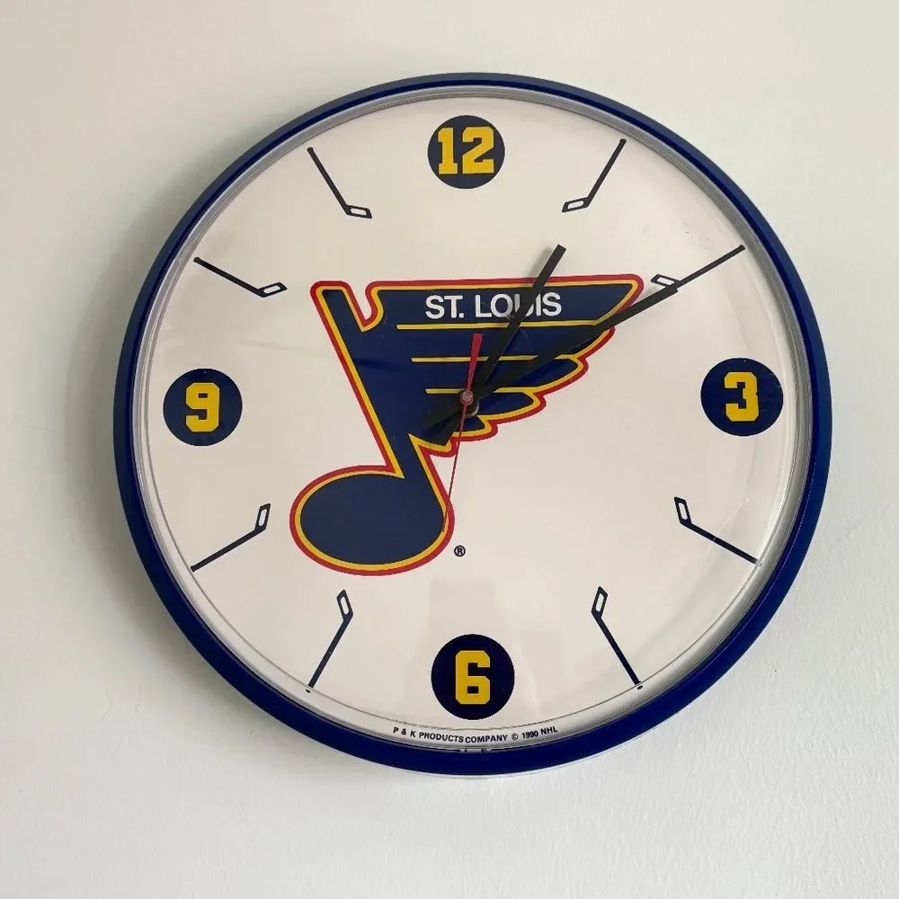 Vintage 1990 St. Louis Blues Hockey Retro Logo 12